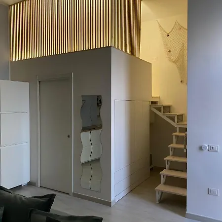 Da Nord A Sud - Loft Con Soppalco Villa Termoli Exterior photo